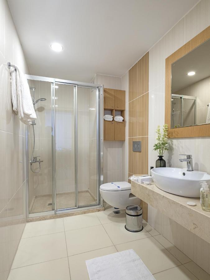 Merlin Hotel Istanbul Istambul Exterior foto